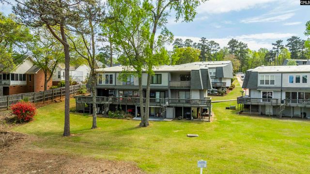 301 Harbor Heights Drive 20D, Lexington, SC 29072
