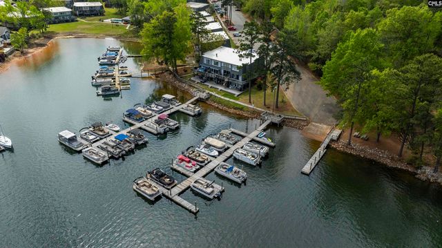 301 Harbor Heights Drive 20D, Lexington, SC 29072