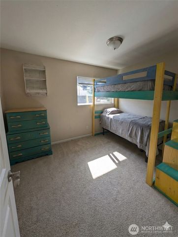 10341 Stone Avenue N, Seattle, WA 98133