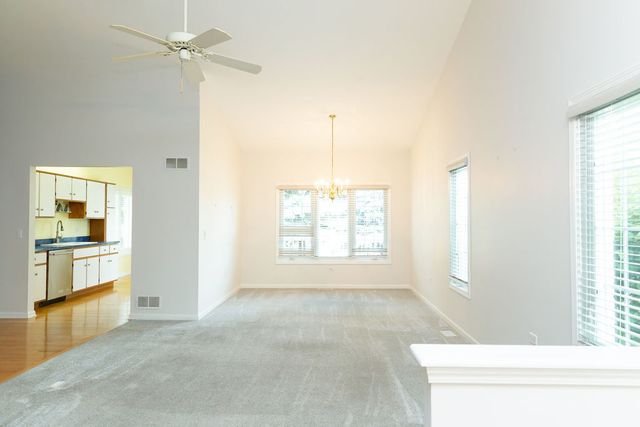 11432 FOXWOODS Drive, Oak Lawn, IL 60453