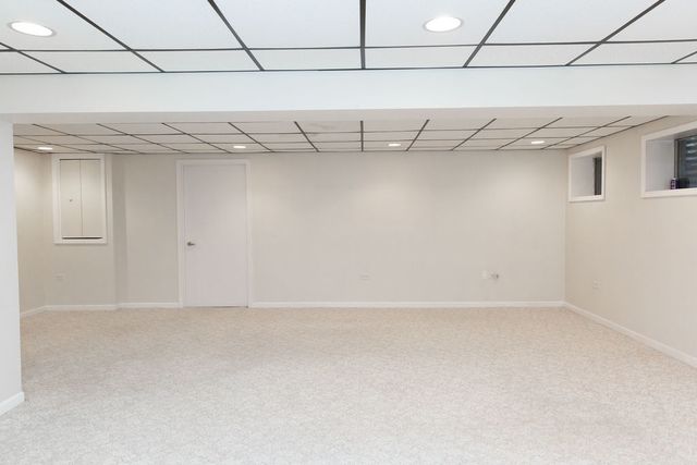 11432 FOXWOODS Drive, Oak Lawn, IL 60453