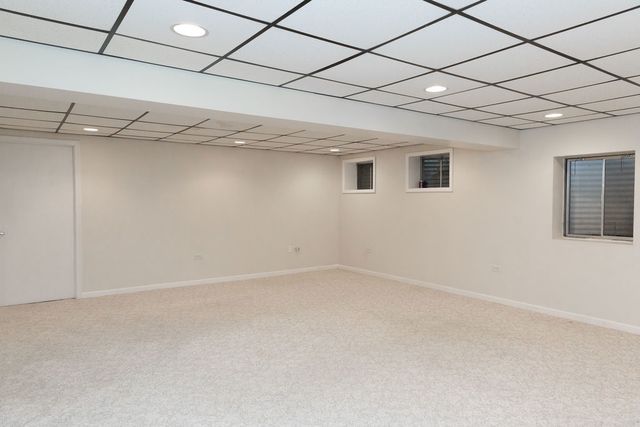 11432 FOXWOODS Drive, Oak Lawn, IL 60453