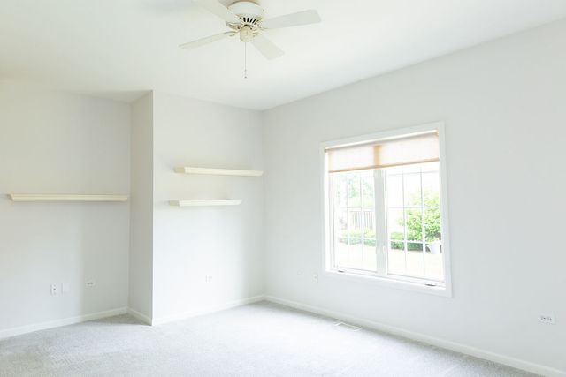 11432 FOXWOODS Drive, Oak Lawn, IL 60453