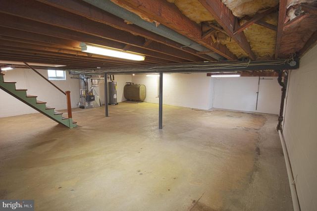 180 CARROLL RD, Pasadena, MD 21122