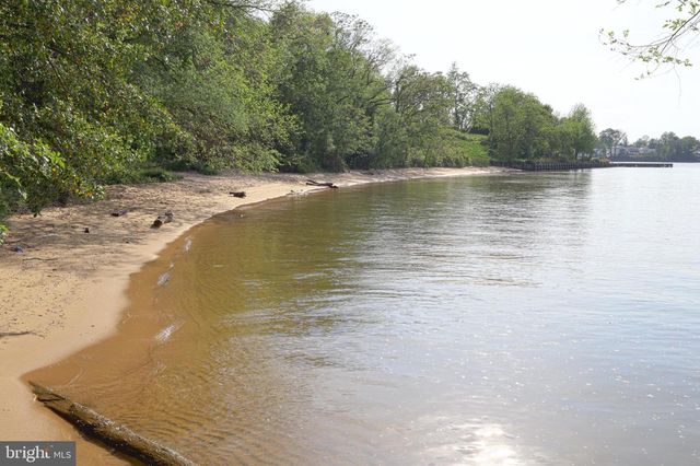 180 CARROLL RD, Pasadena, MD 21122