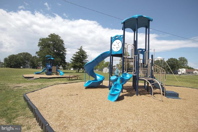 180 CARROLL RD, Pasadena, MD 21122