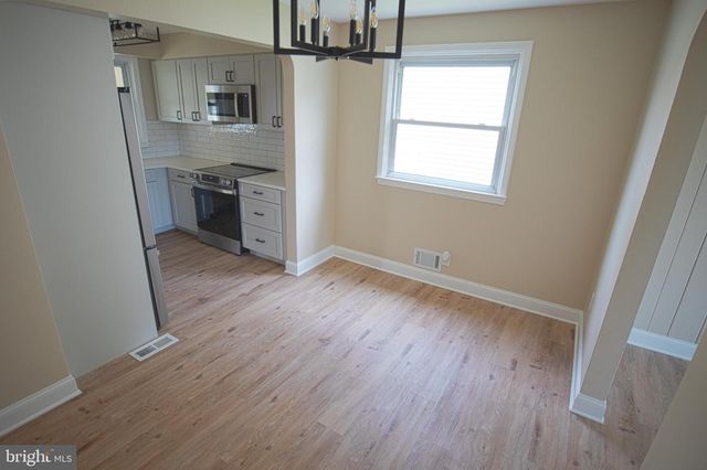 180 CARROLL RD, Pasadena, MD 21122