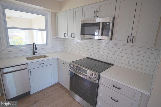 180 CARROLL RD, Pasadena, MD 21122