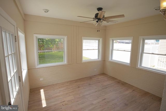 180 CARROLL RD, Pasadena, MD 21122