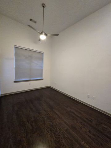 1638 54th Ave N Apt 121, Nashville, TN 37209