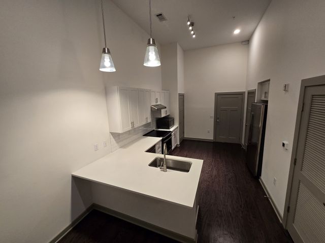 1638 54th Ave N Apt 121, Nashville, TN 37209