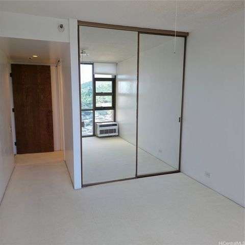 2101 Nuuanu Avenue I2401, Honolulu, HI 96817