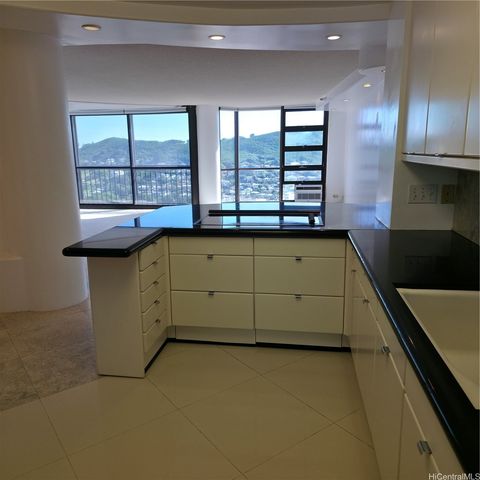 2101 Nuuanu Avenue I2401, Honolulu, HI 96817
