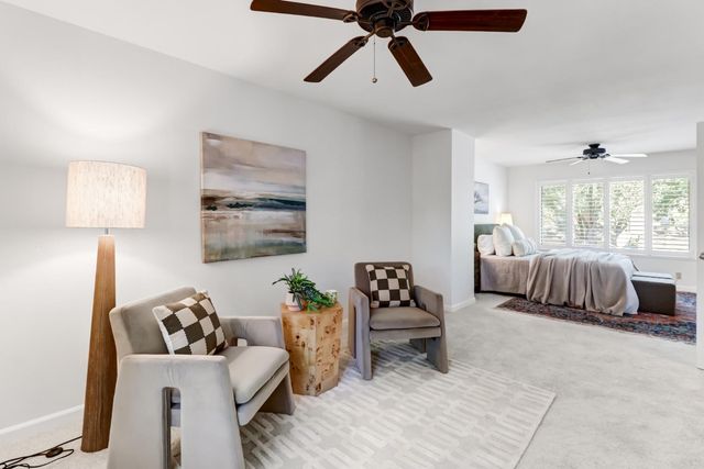 24 Adelphi Ct, Sacramento, CA 95825