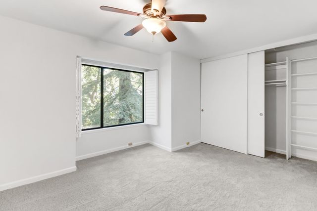 24 Adelphi Ct, Sacramento, CA 95825