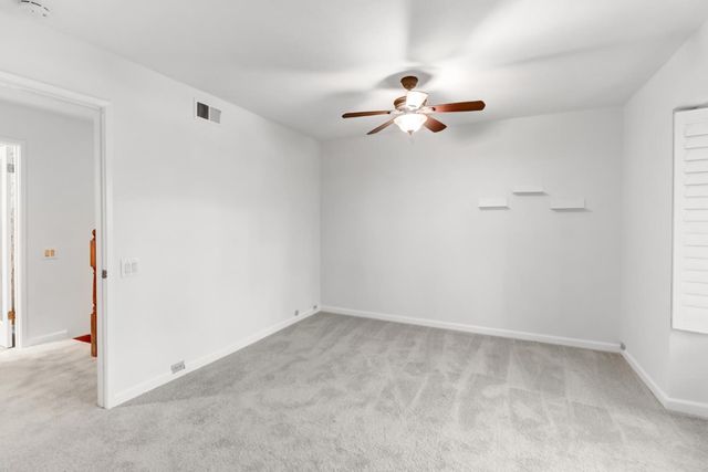 24 Adelphi Ct, Sacramento, CA 95825