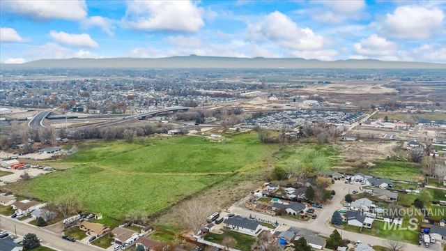 1111 Southside Blvd, Nampa, ID 83686