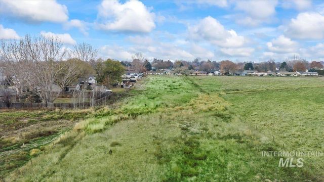 1111 Southside Blvd, Nampa, ID 83686