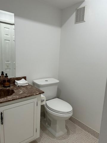 16325 Golf Club Rd 109, Weston, FL 33326