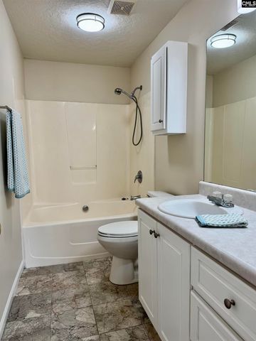 102 Elders Pond Circle, Columbia, SC 29229