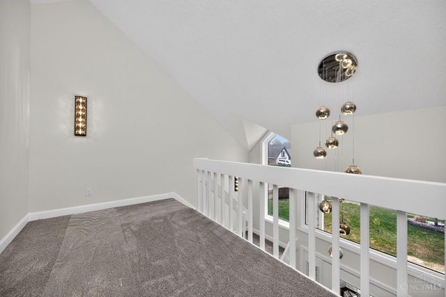 811 Wind Bluff Point, Springboro, OH 45066