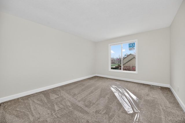 811 Wind Bluff Point, Springboro, OH 45066