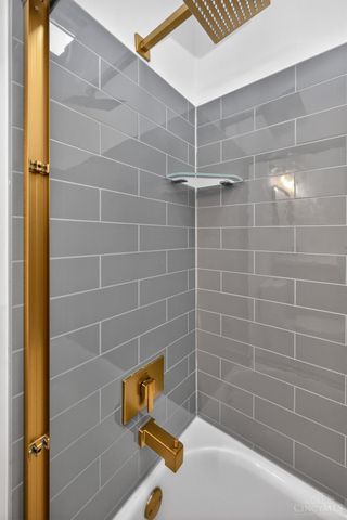 811 Wind Bluff Point, Springboro, OH 45066