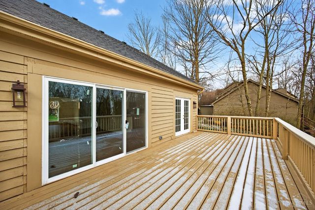 811 Wind Bluff Point, Springboro, OH 45066