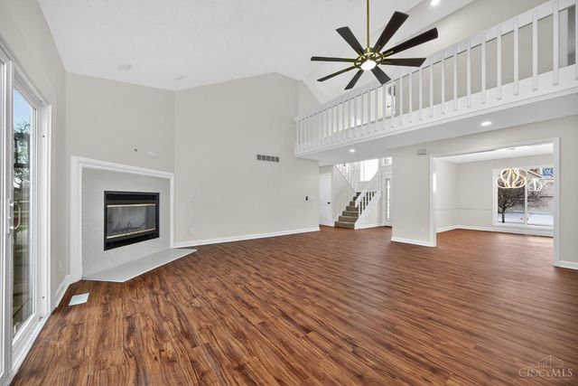 811 Wind Bluff Point, Springboro, OH 45066