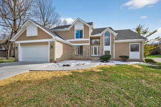 811 Wind Bluff Point, Springboro, OH 45066