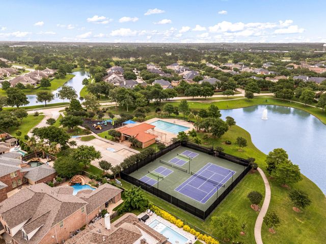 1307 Bowen Drive, League City, TX 77573