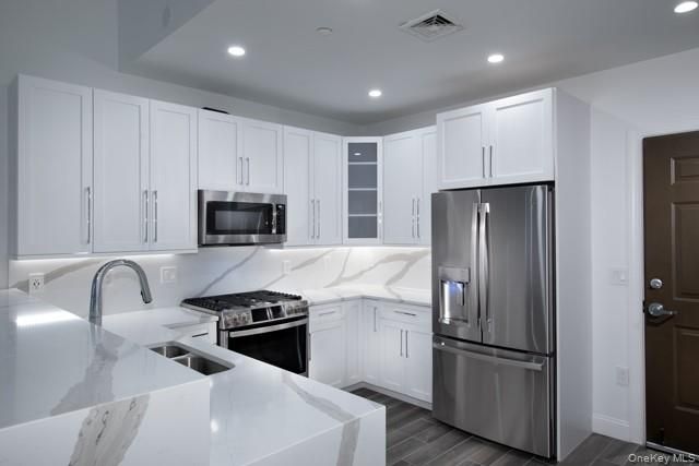 148 south front Street PH322, Farmingdale, NY 11735