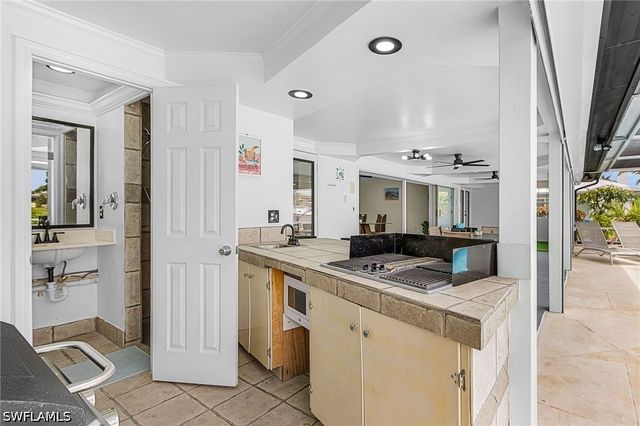 5050 Sorrento CT, Cape Coral, FL 33904