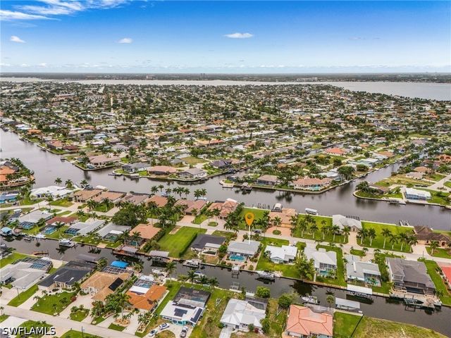 5050 Sorrento CT, Cape Coral, FL 33904