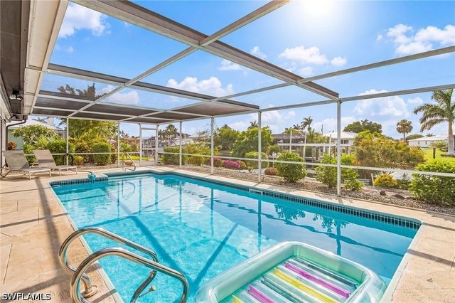 5050 Sorrento CT, Cape Coral, FL 33904