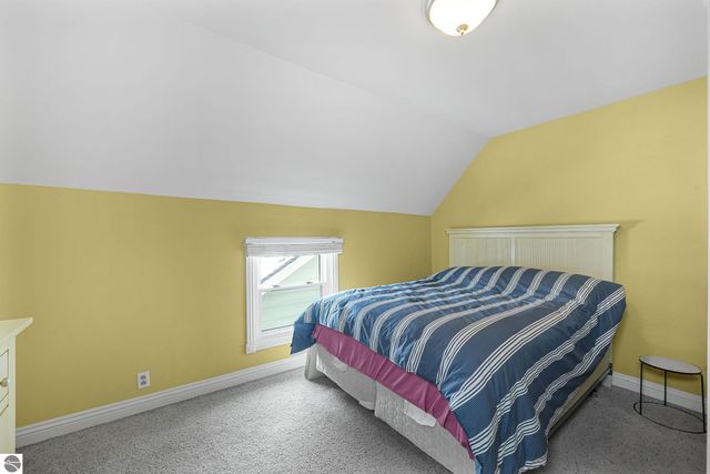 525 Webster Street, Traverse City, MI 49686