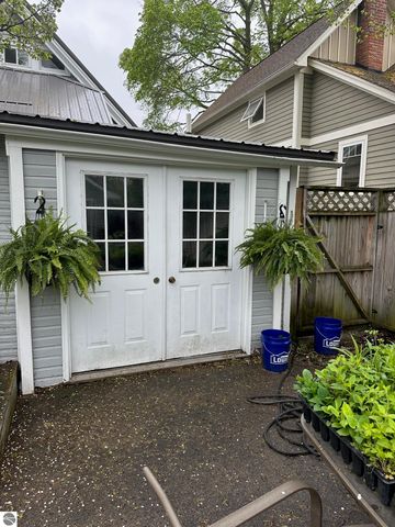 525 Webster Street, Traverse City, MI 49686