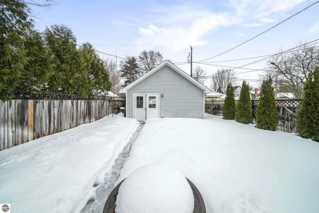 525 Webster Street, Traverse City, MI 49686