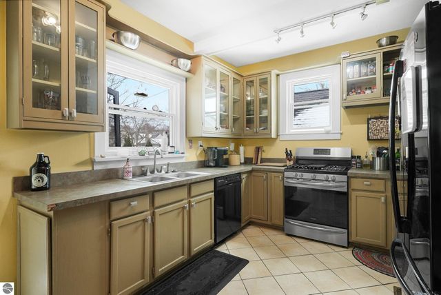 525 Webster Street, Traverse City, MI 49686