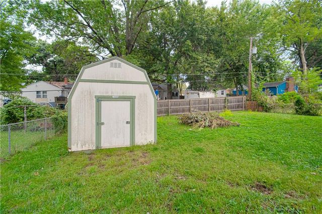 1522 W 27th Terrace S, Independence, MO 64052