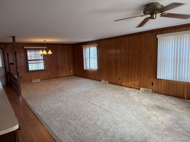 13226 Catalpa Street, Southgate, MI 48195