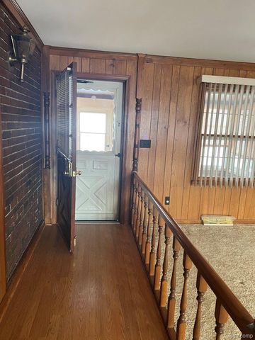 13226 Catalpa Street, Southgate, MI 48195