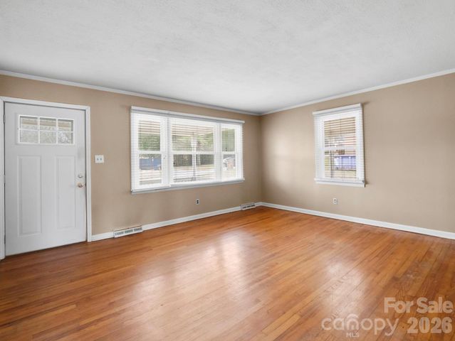 309 Green Street, Lincolnton, NC 28092