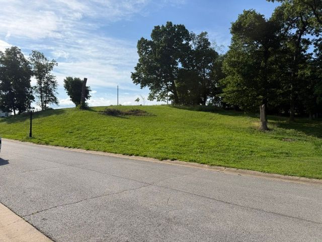 514 Chattin Circle, Bentonville, AR 72713