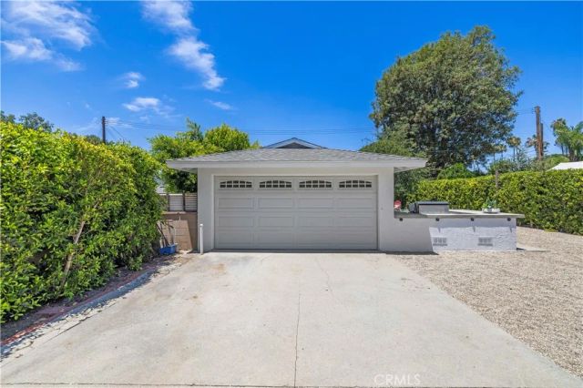 1325 Forest Avenue, Pasadena, CA 91103