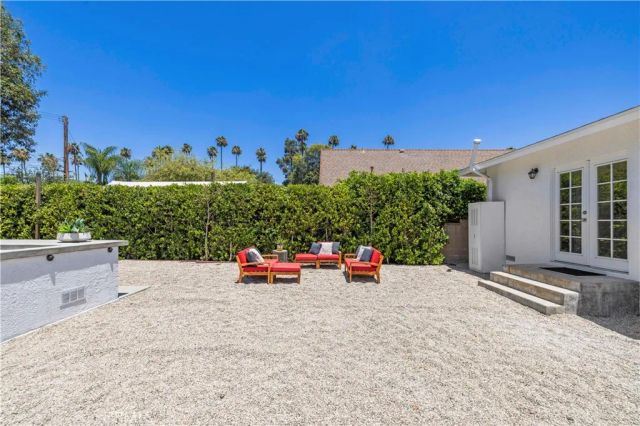 1325 Forest Avenue, Pasadena, CA 91103