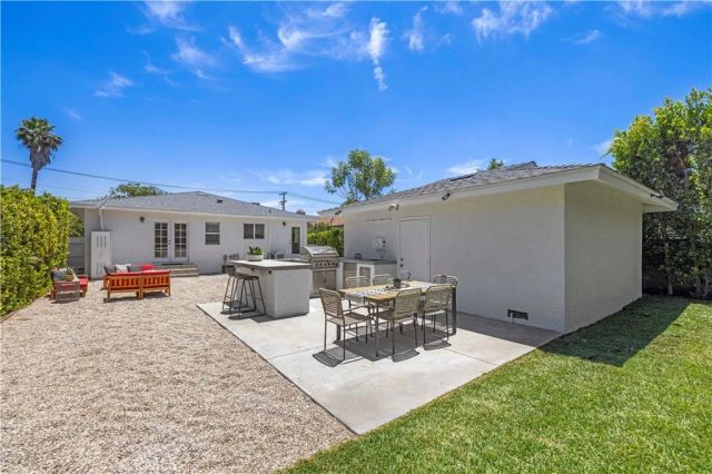 1325 Forest Avenue, Pasadena, CA 91103