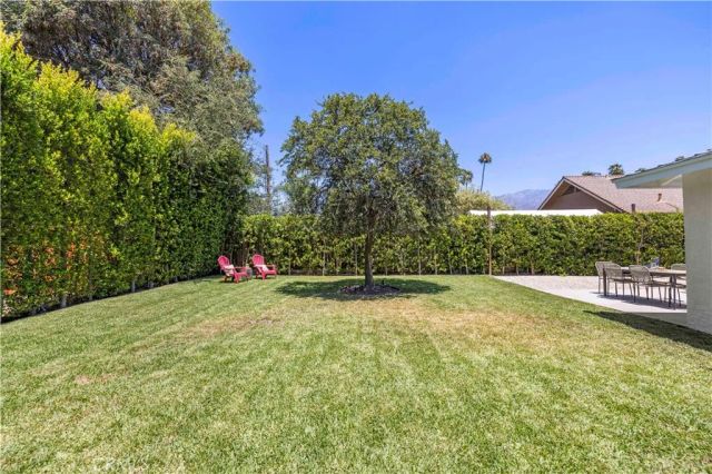 1325 Forest Avenue, Pasadena, CA 91103