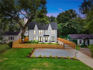 2809 Glenwood SE Avenue, Atlanta, GA 30317