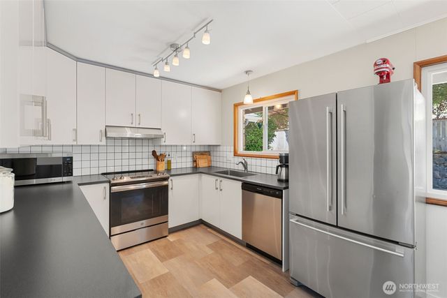 103 SE 16th Street, Chehalis, WA 98532